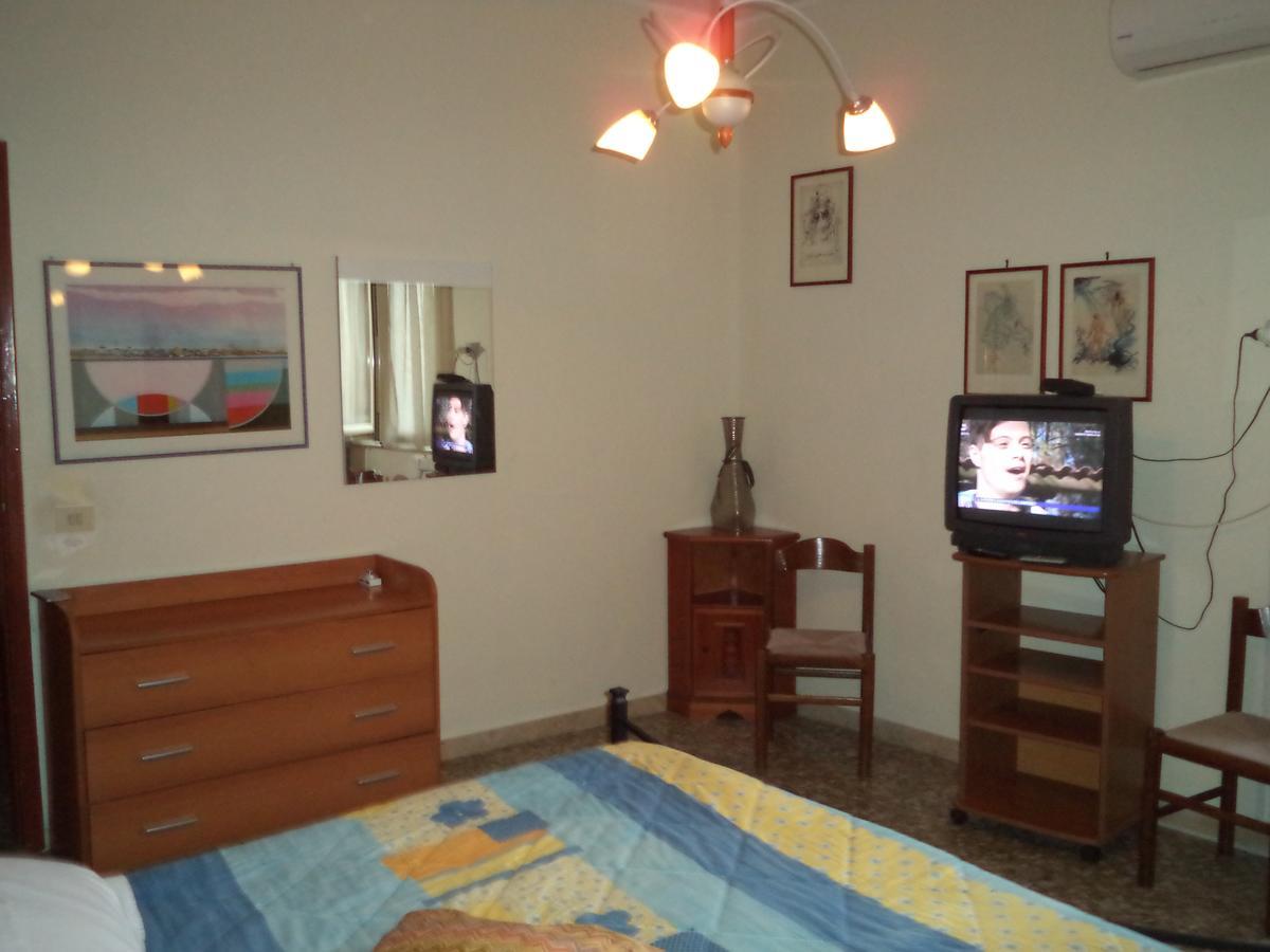 Amuni' Sicily Guest House Сиракузы Экстерьер фото